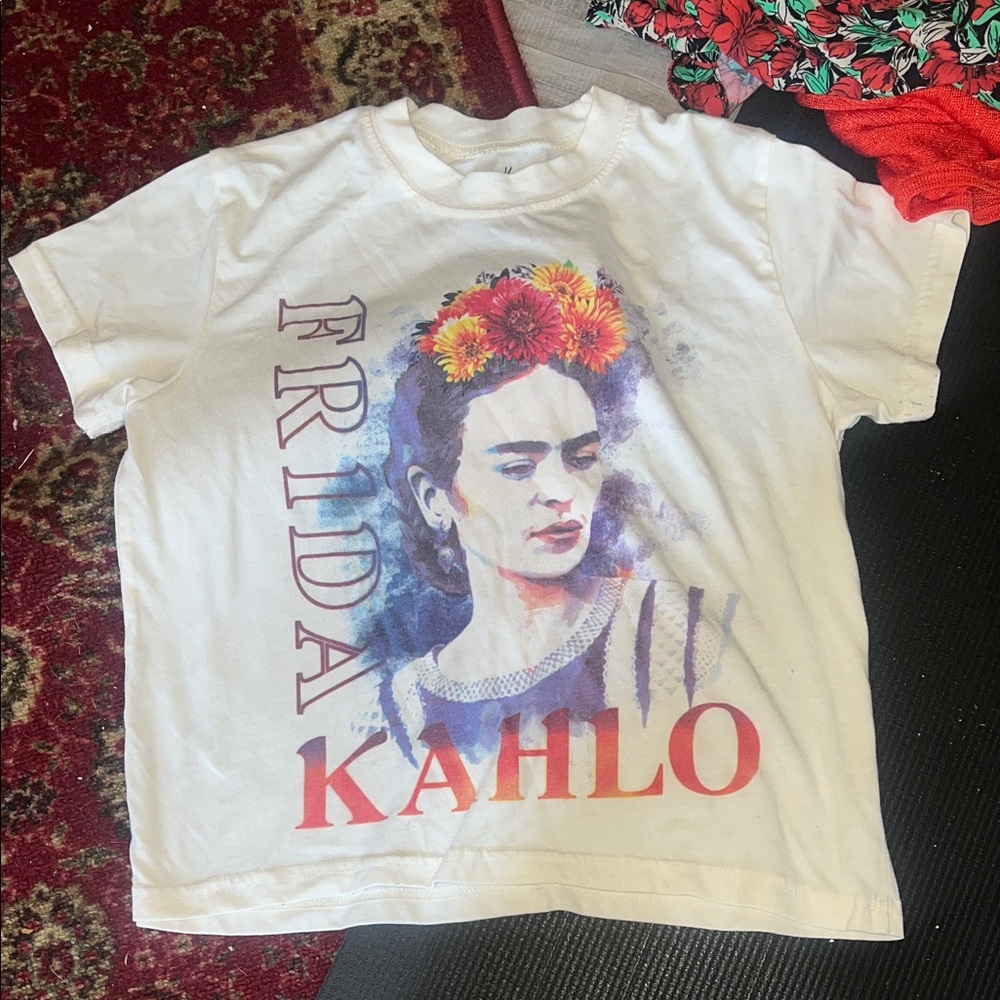 Frida Kahlo  Graphic T-Shirt - White crop top